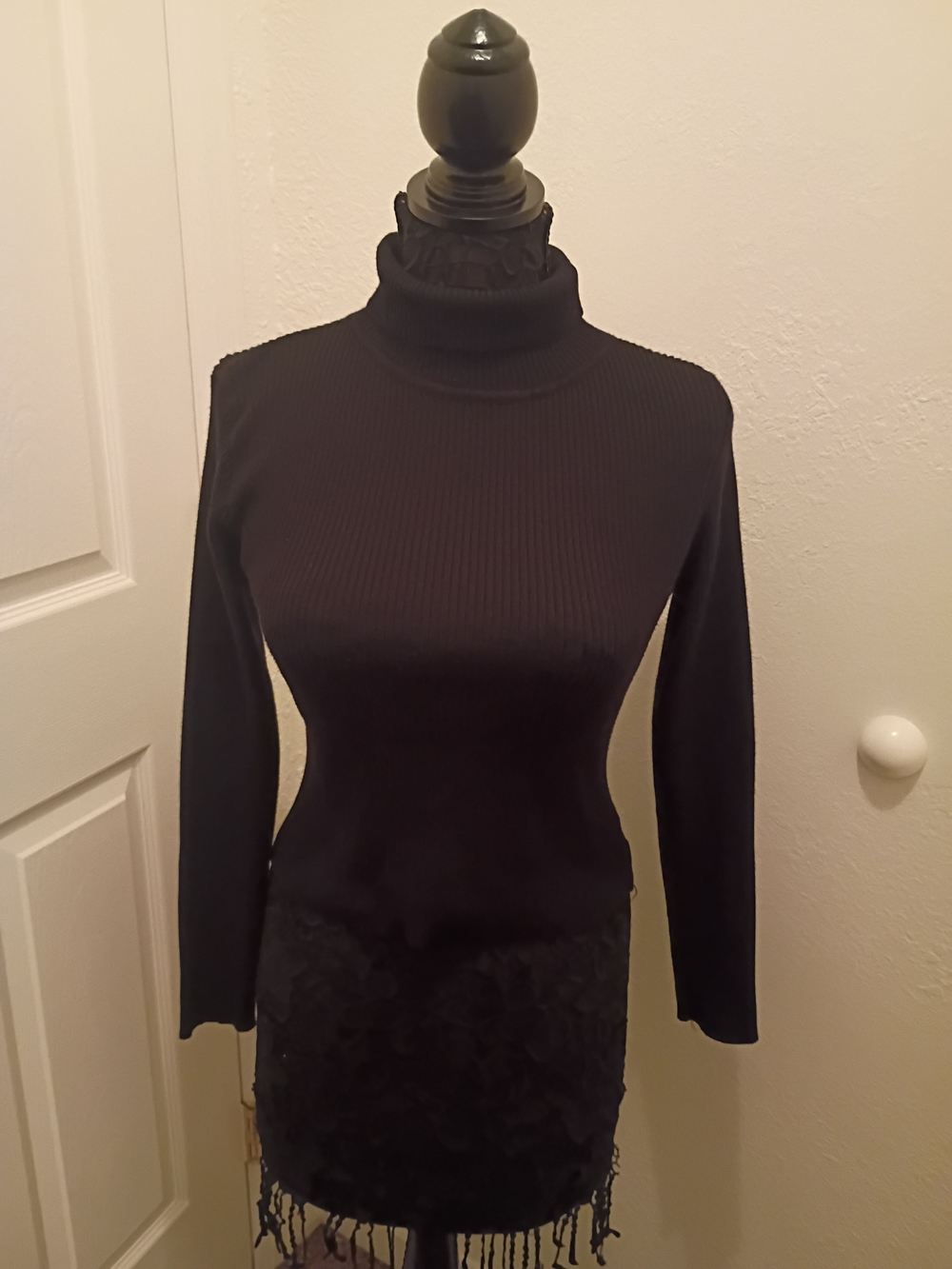 Jon & Anna Black Ribbed Knit Top
